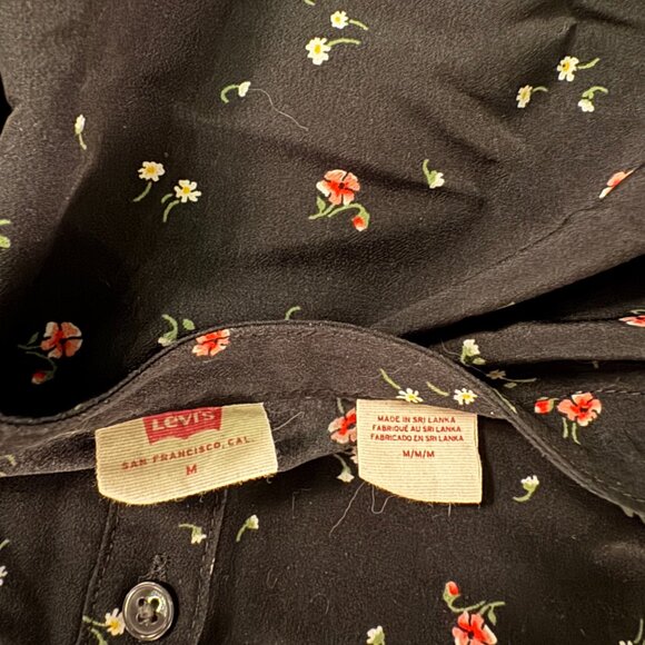 Levi’s Women’s Zenda Ruched Long-Sleeve Blouse Black Floral Size M MSRP $59 - Picture 7 of 12